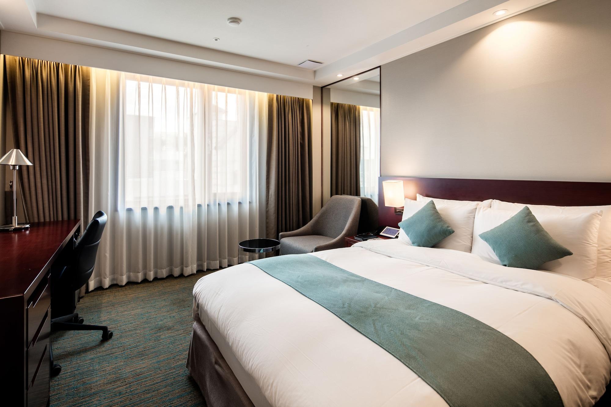 Sunshine Hotel 3*