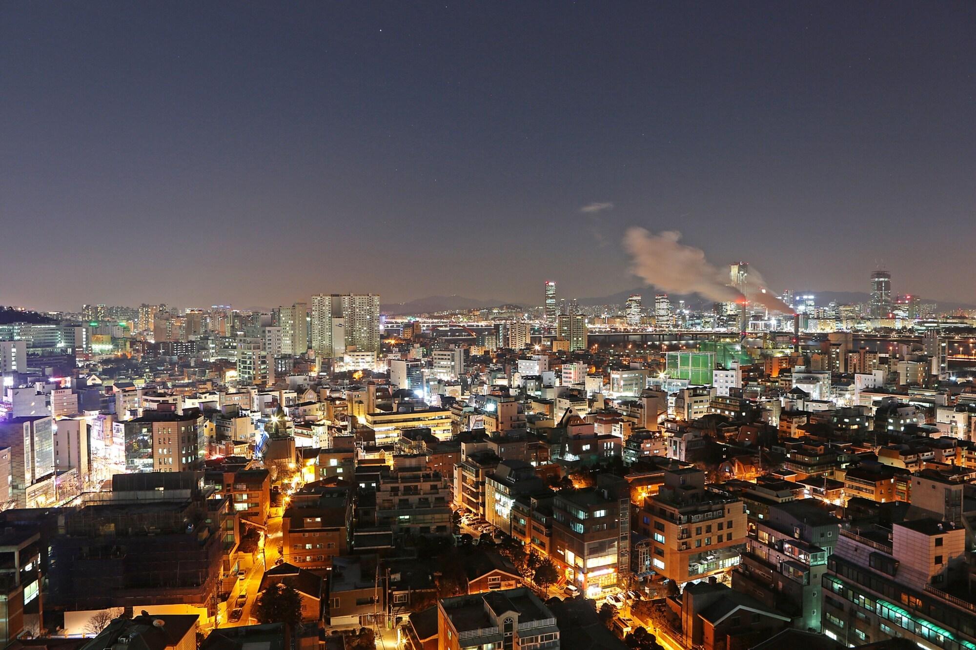 Hotel The Designers Hongdae 3*