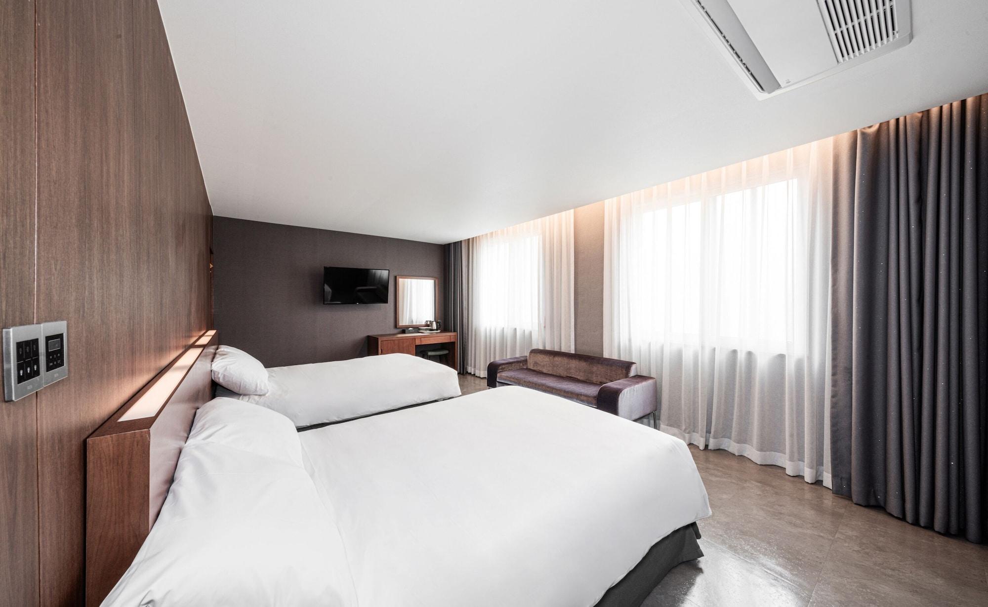 Hotel Itaewon Crown