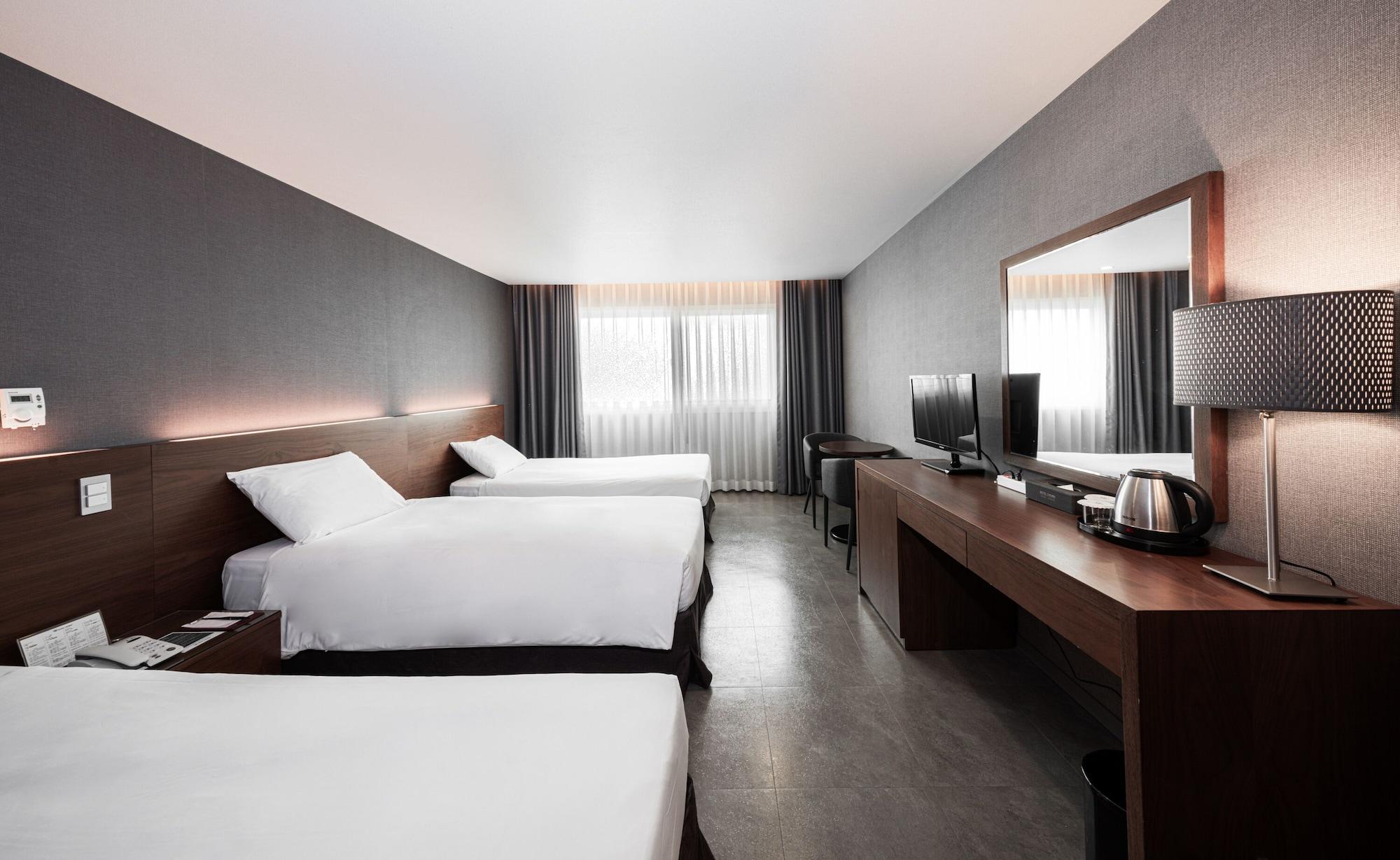 Itaewon Crown Hotel 3*