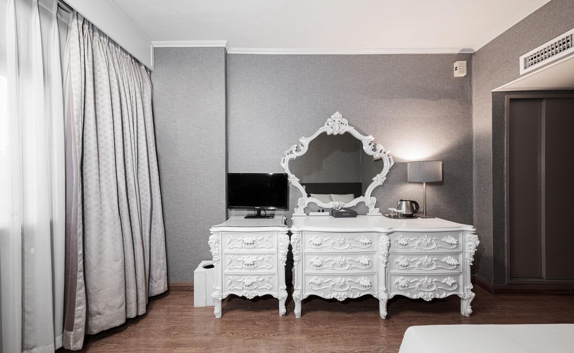 Itaewon Crown Hotel Seoul