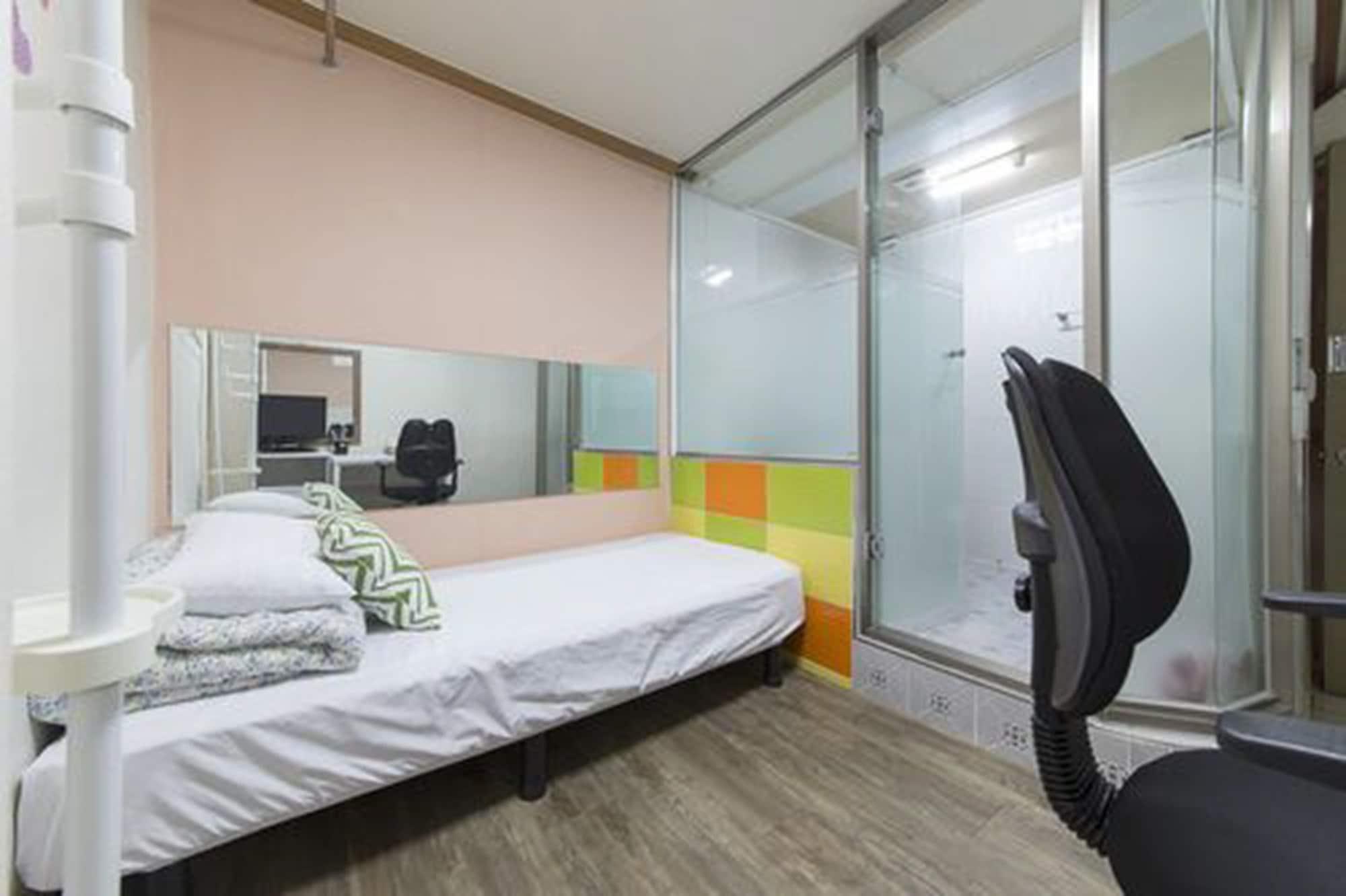 Hostel Metro