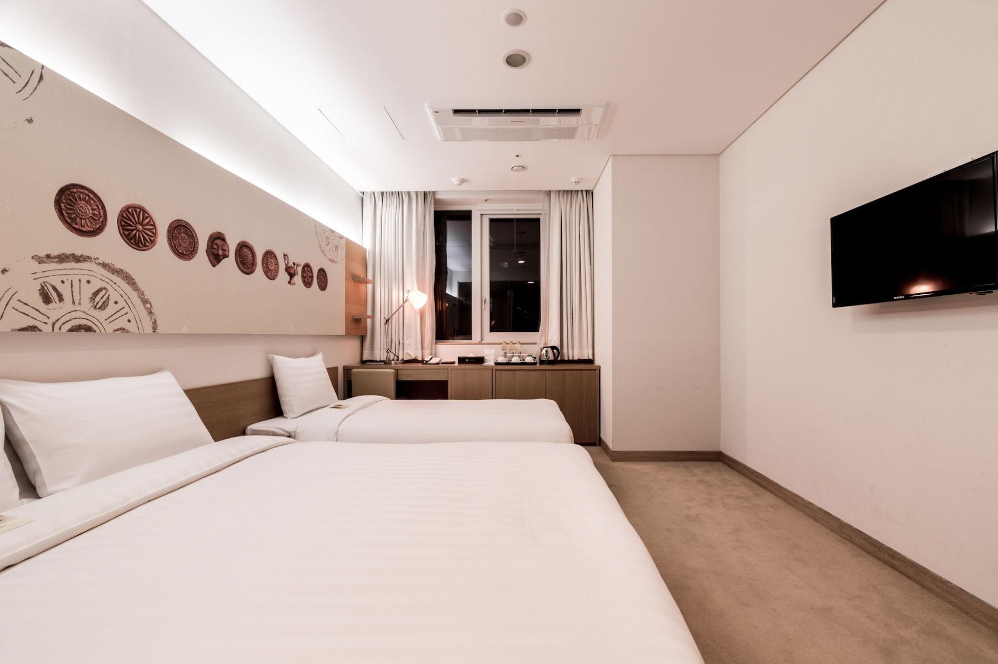 Aventree Jongno Hotel