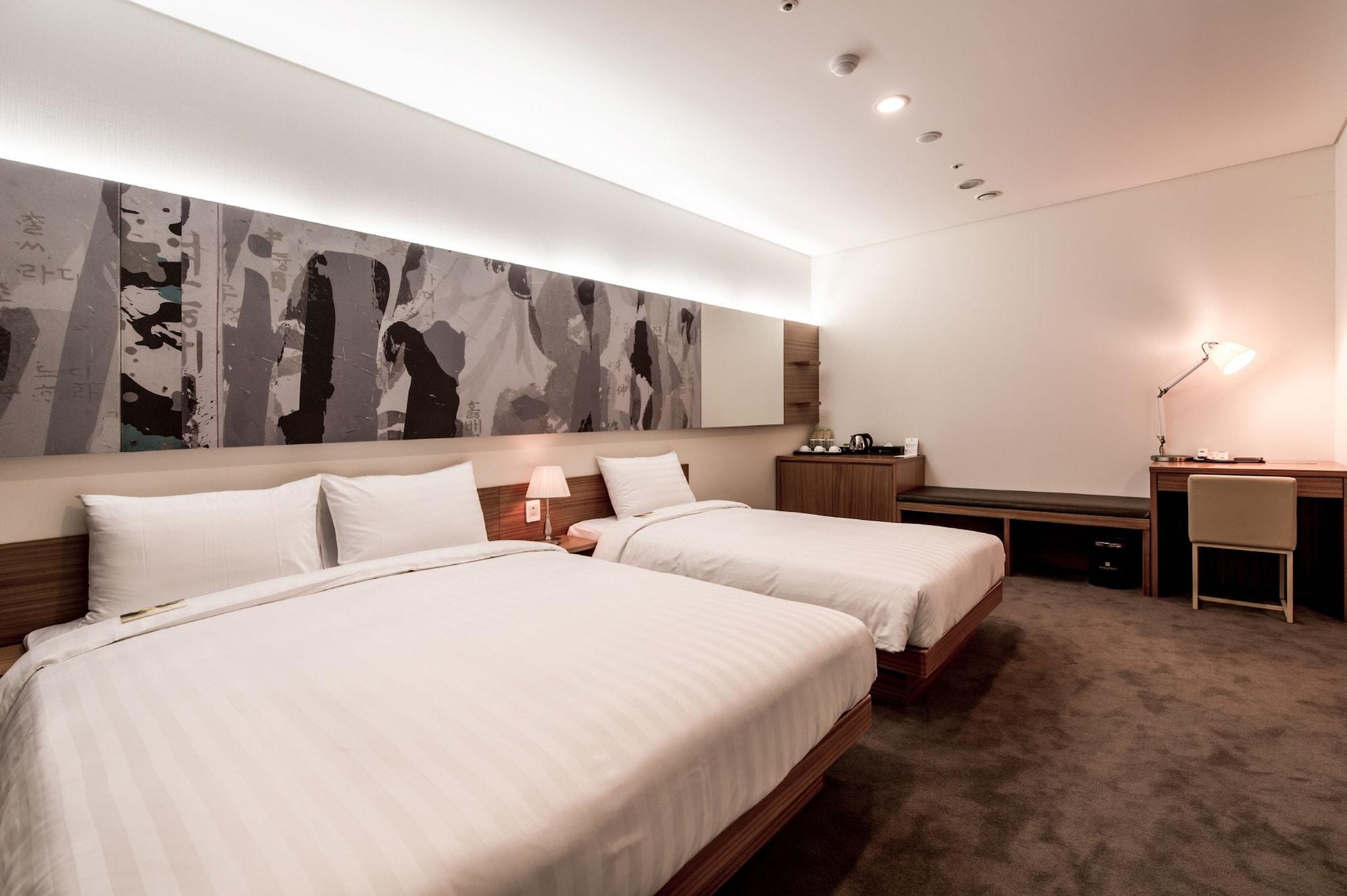 Aventree Jongno Hotel 3*