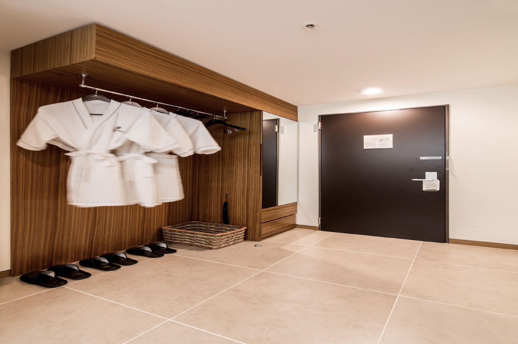 Hotel Aventree Jongno 3*