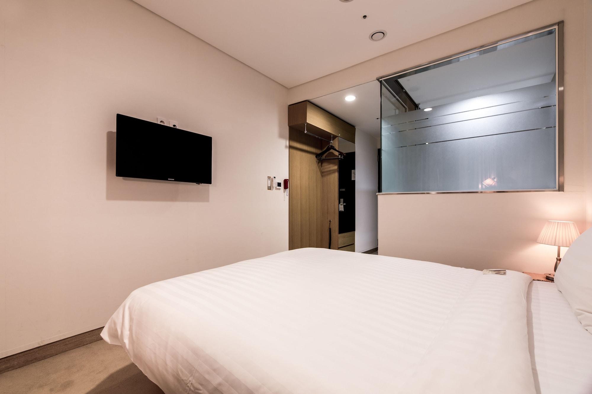 Aventree Jongno Hotel