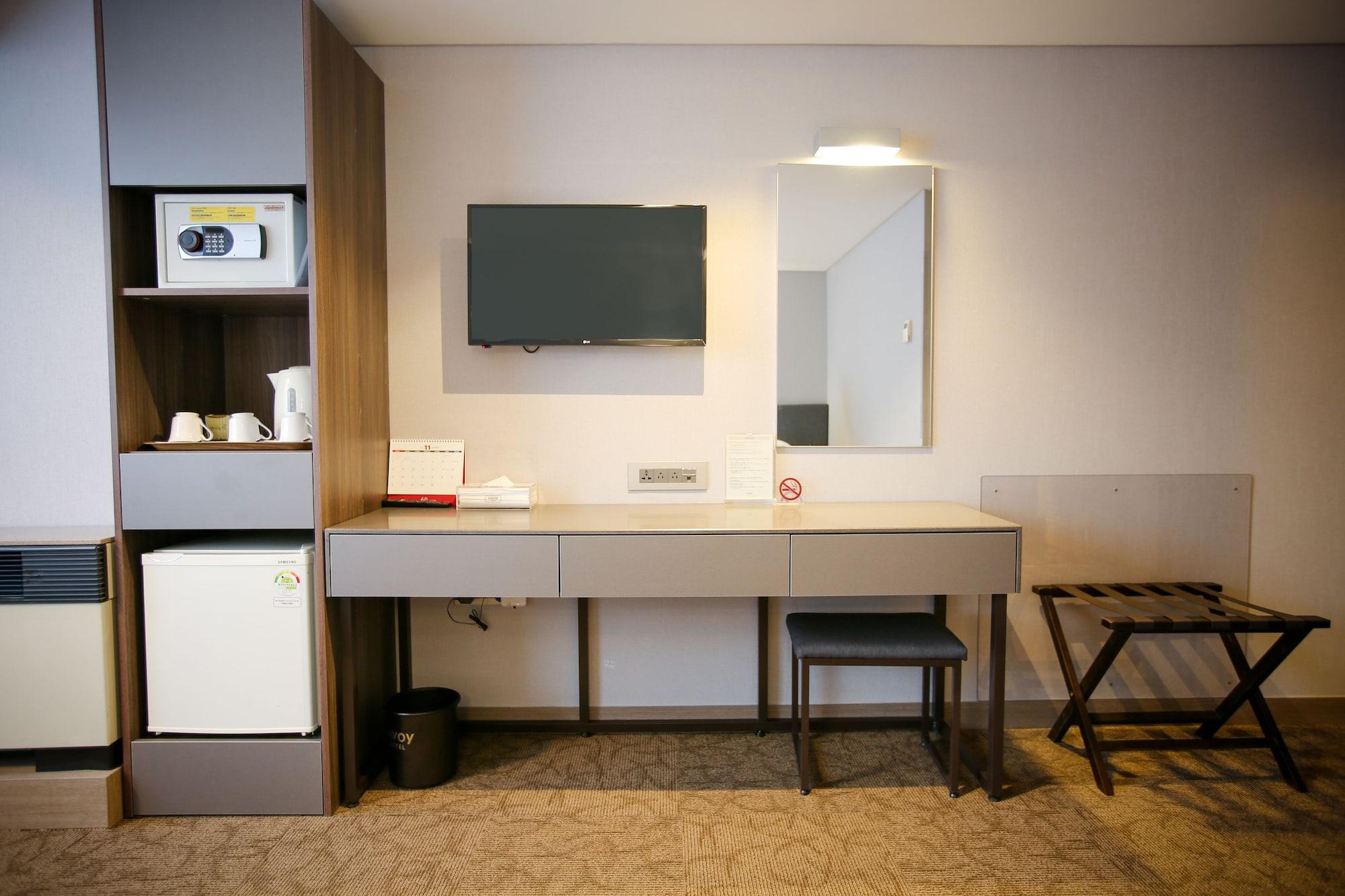 Hotel Savoy Myeongdong 3*