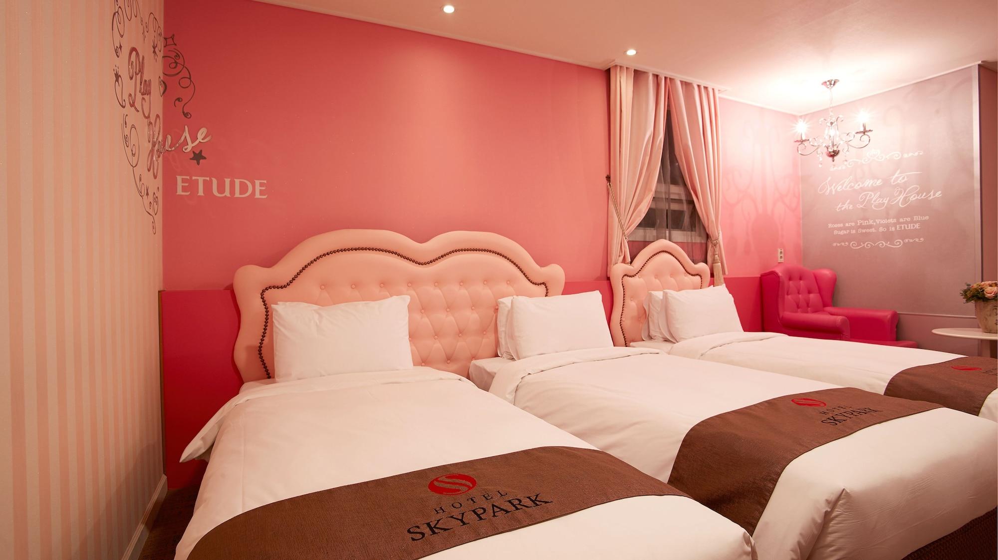 Hotel Skypark Myeongdong 3 3*