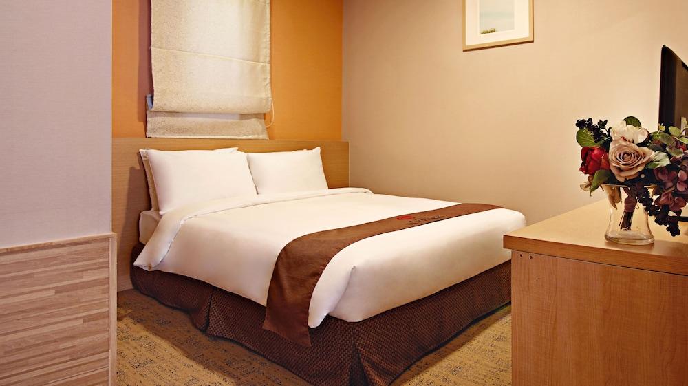 Hotel Skypark Myeongdong 3