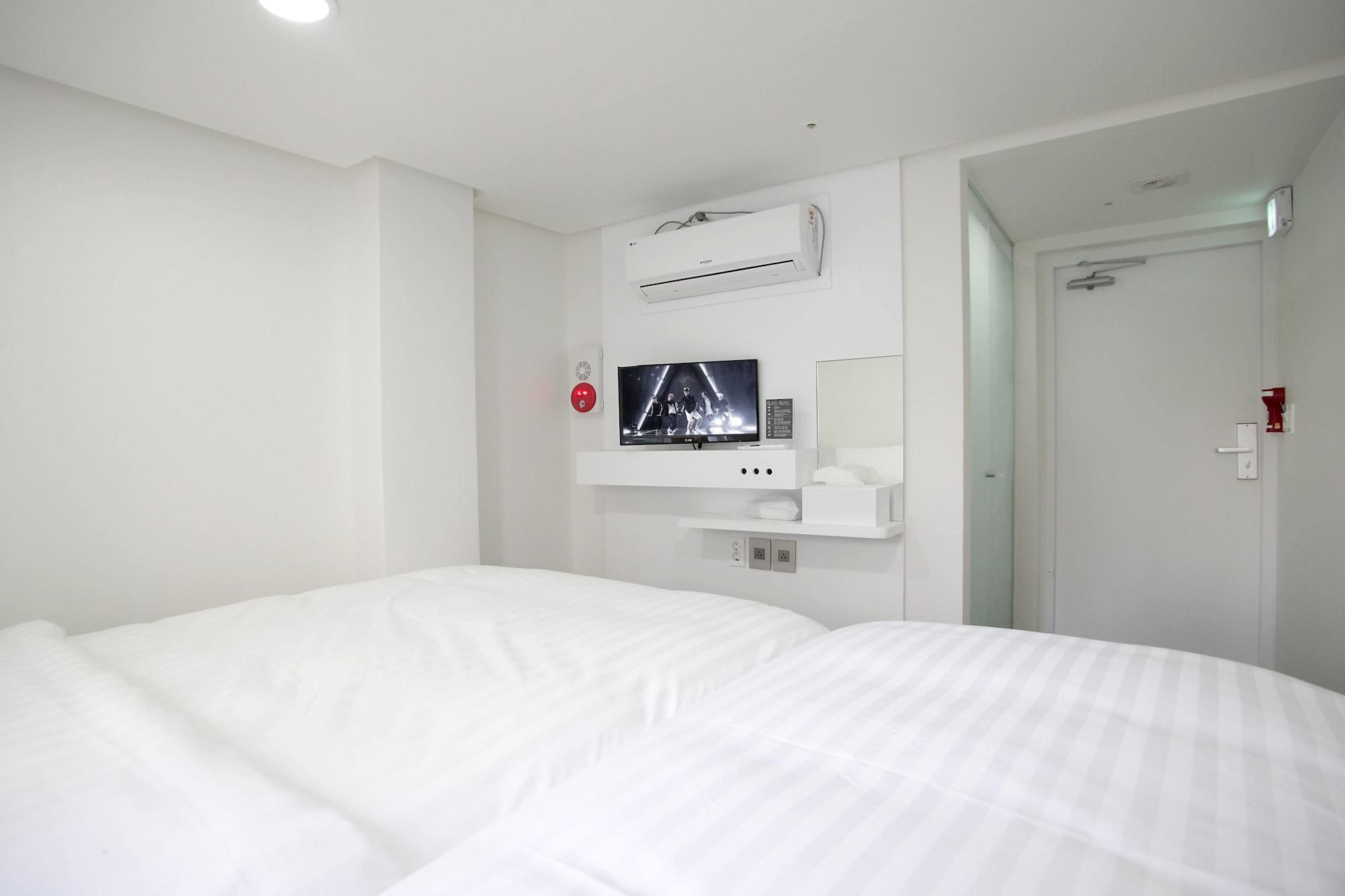 Hostel K-pop Tower *