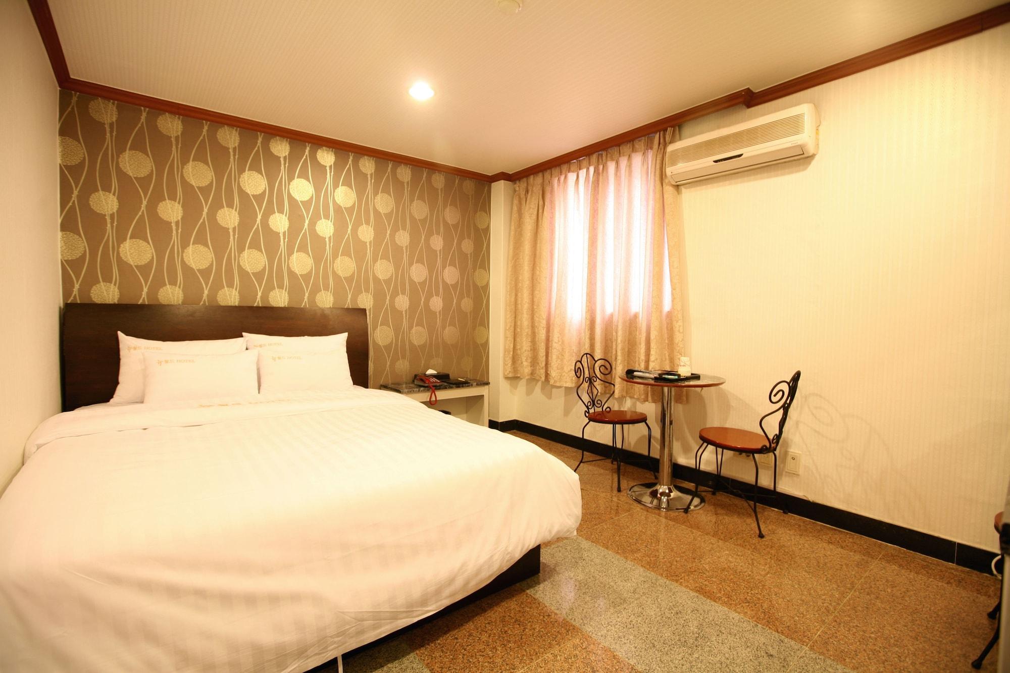 New World Hotel 2*