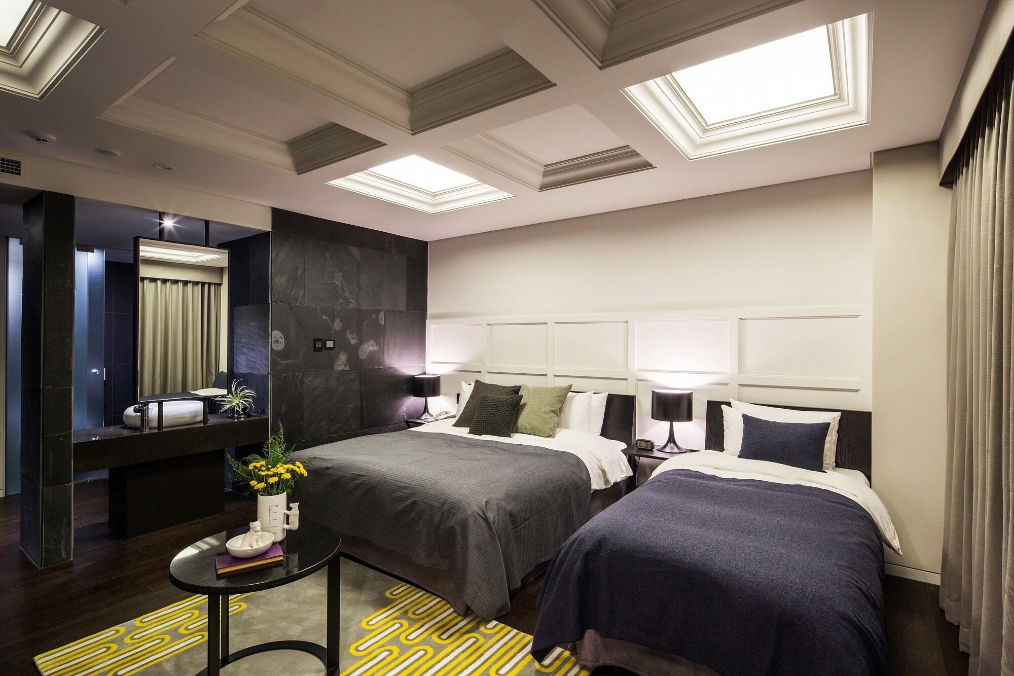 Motel Denim Seoul