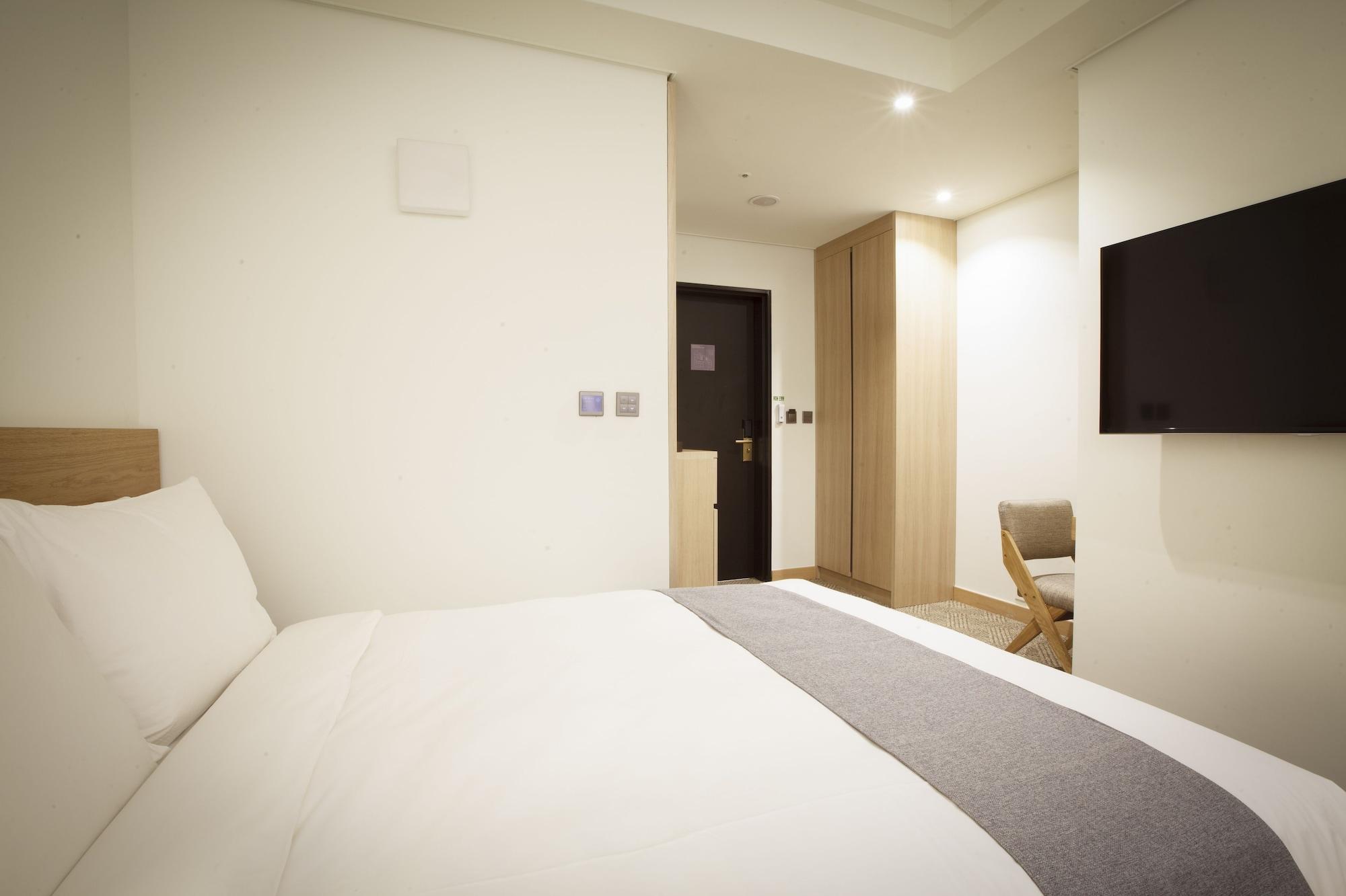 Baiton Dongdaemun Hotel 3*