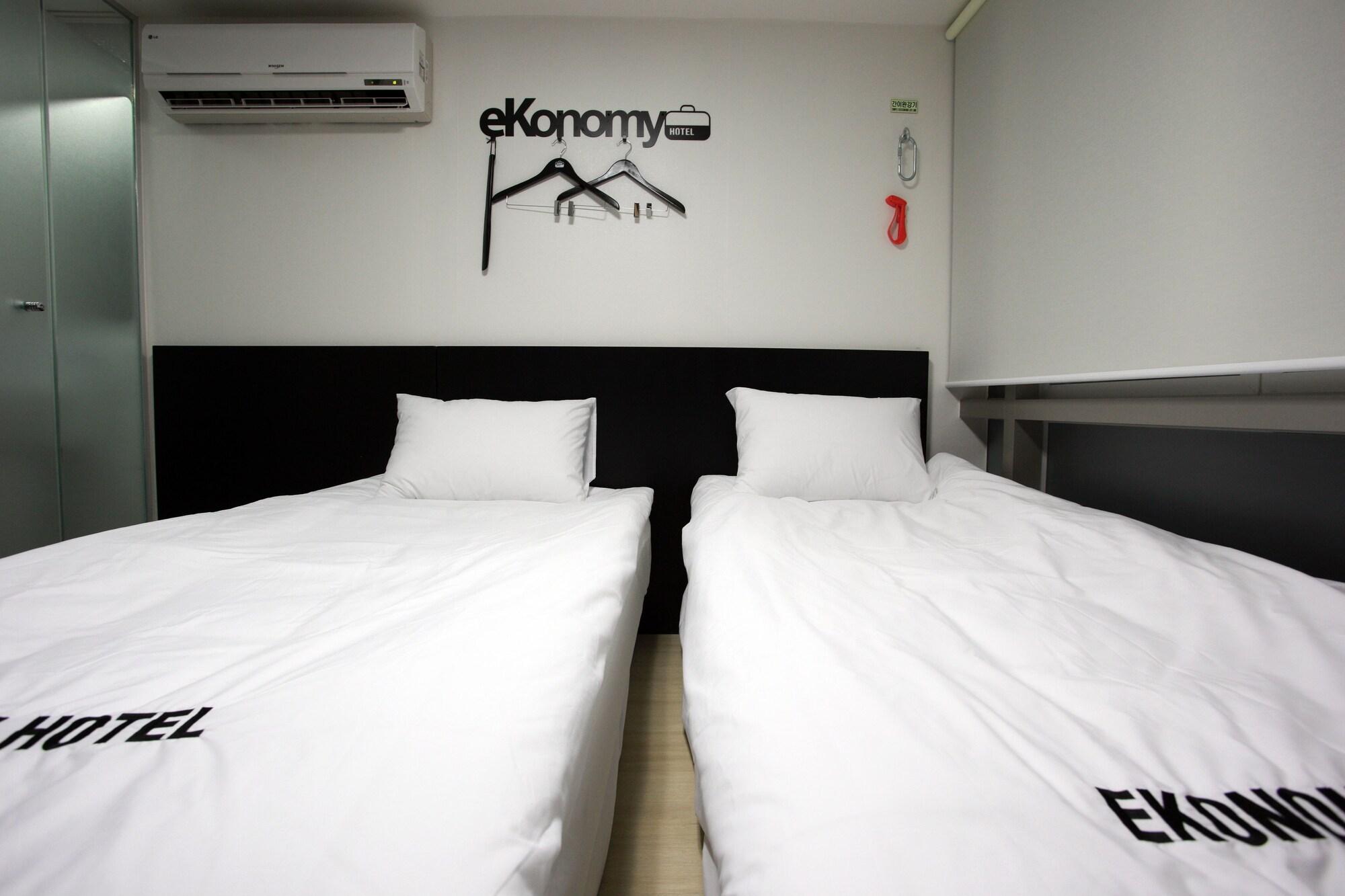 Ekonomy Myeongdong Premier Hostel *