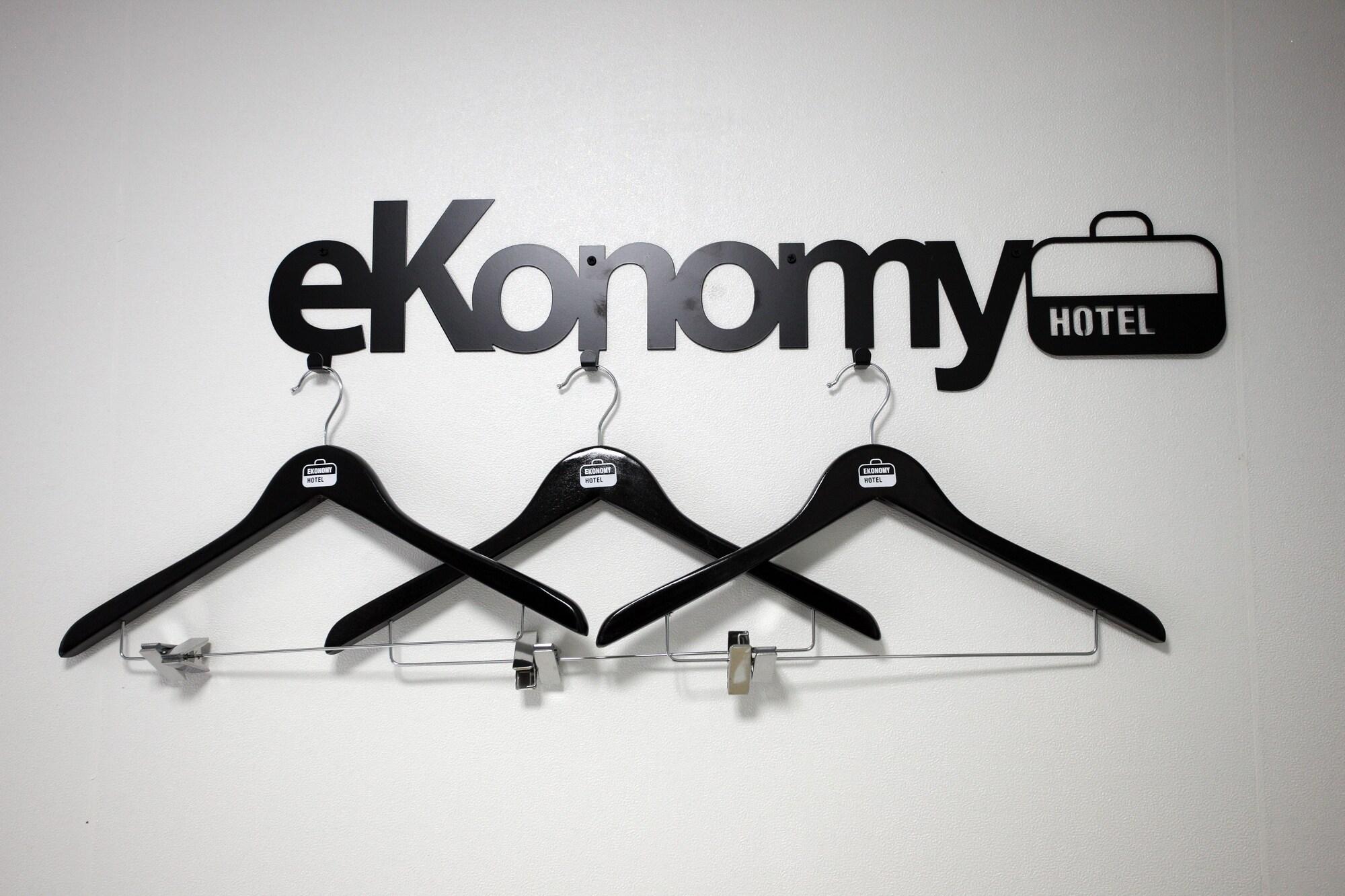 Ekonomy Myeongdong Premier Seoul