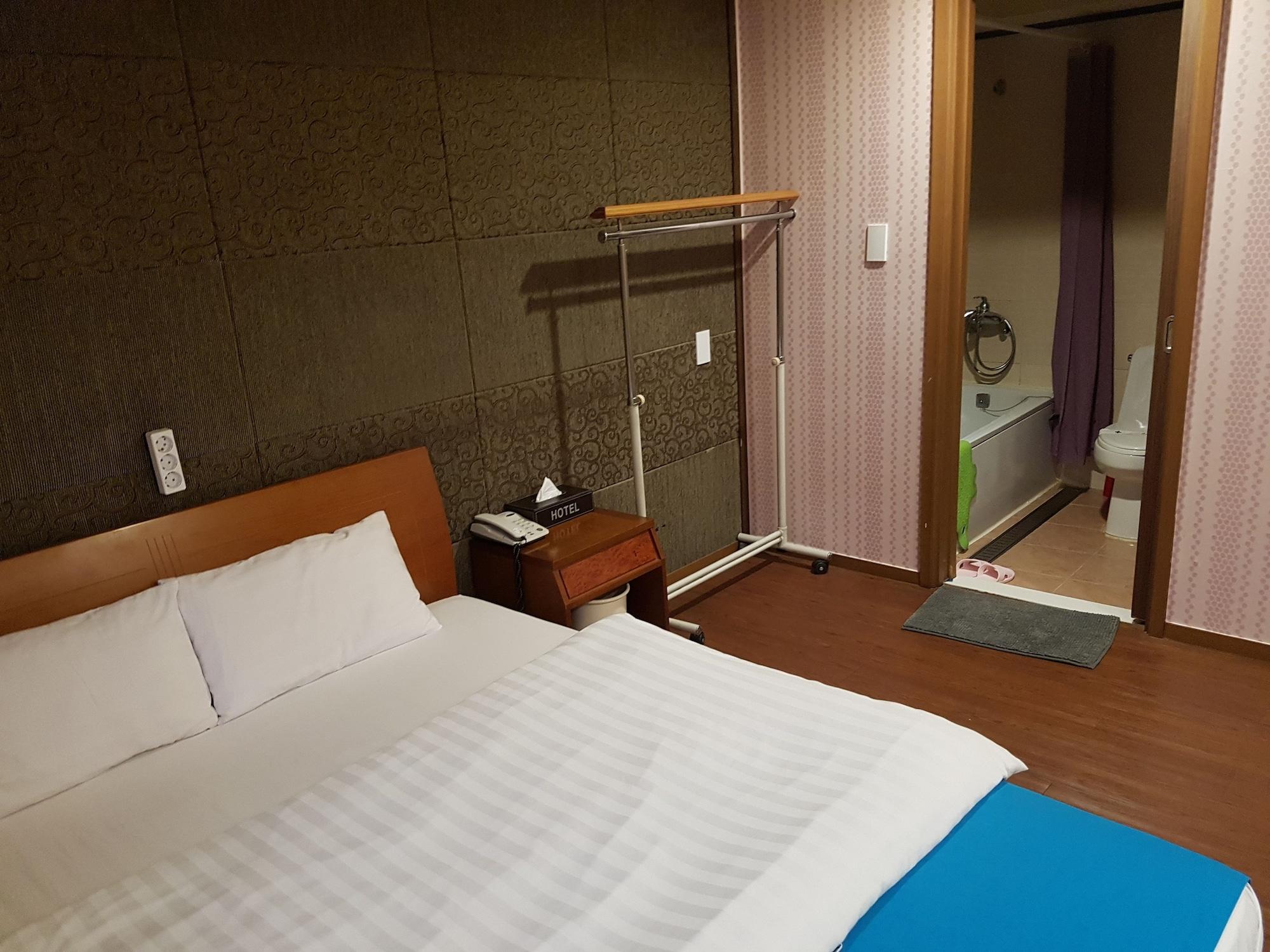 Motel At Seoul
