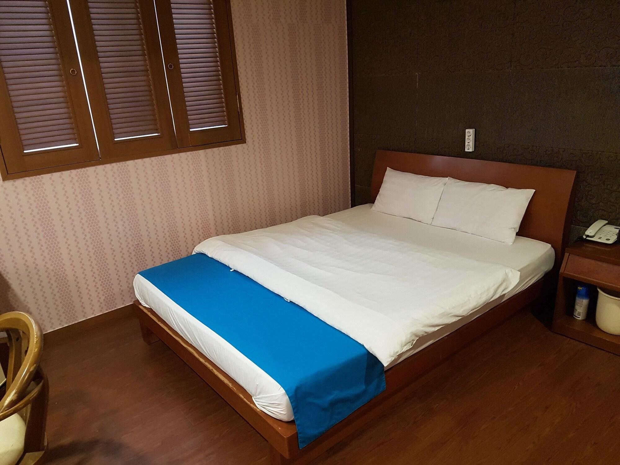 Motel At Seoul