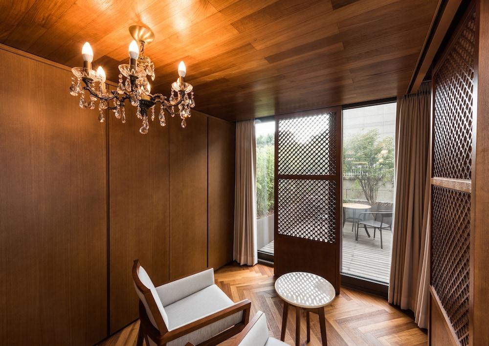 Bonum 1957 Hanok&Boutique Hotel