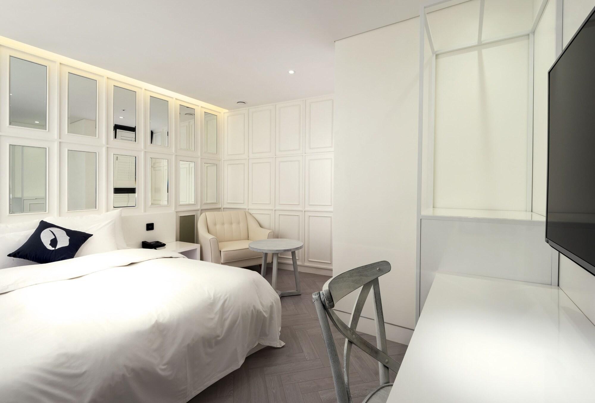 Hotel The Designers Dongdaemun 3*
