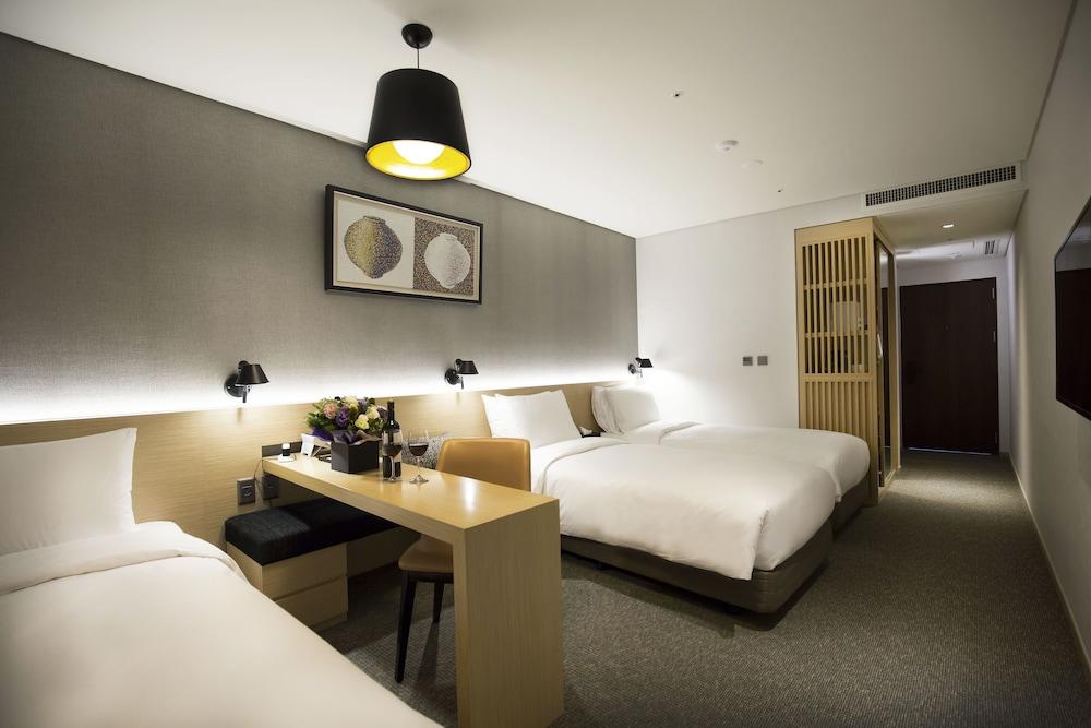 Hotel Arirang Hill Dongdaemun 4*