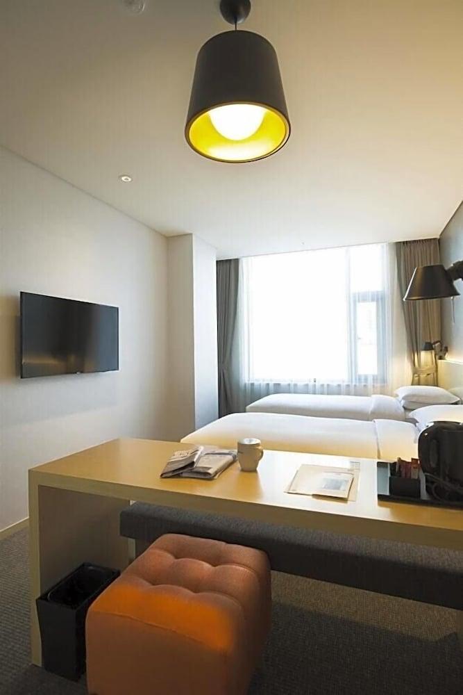 Hotel Arirang Hill Dongdaemun 4*