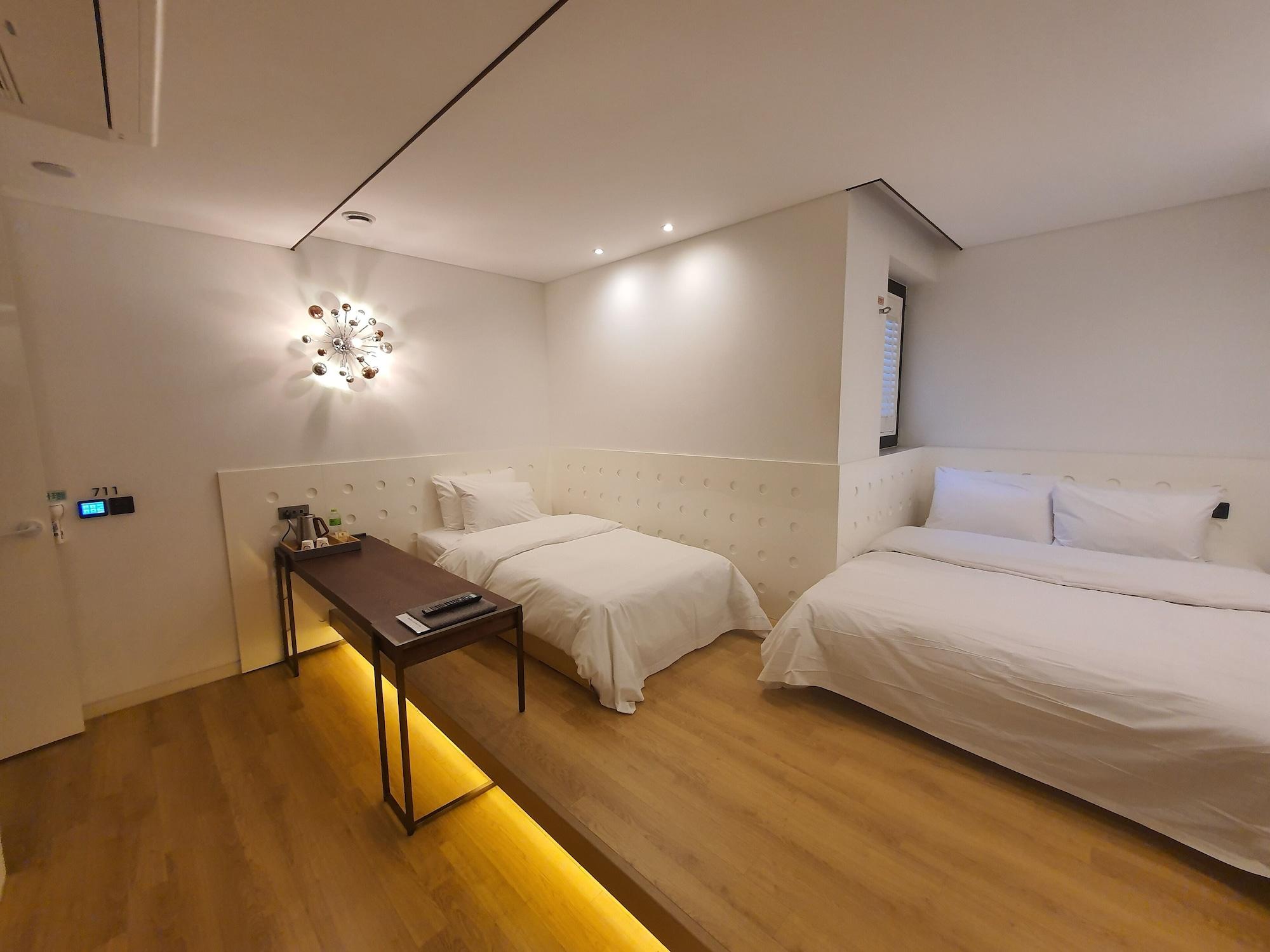 Hotel The Designers Kondae Seoul