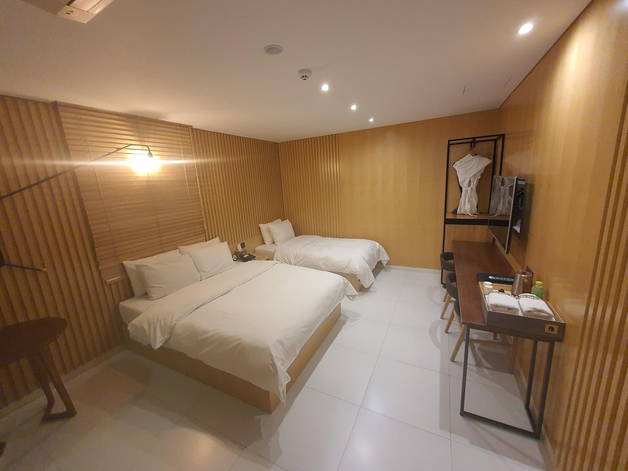 Hotel The Designers Kondae Hotel 3*