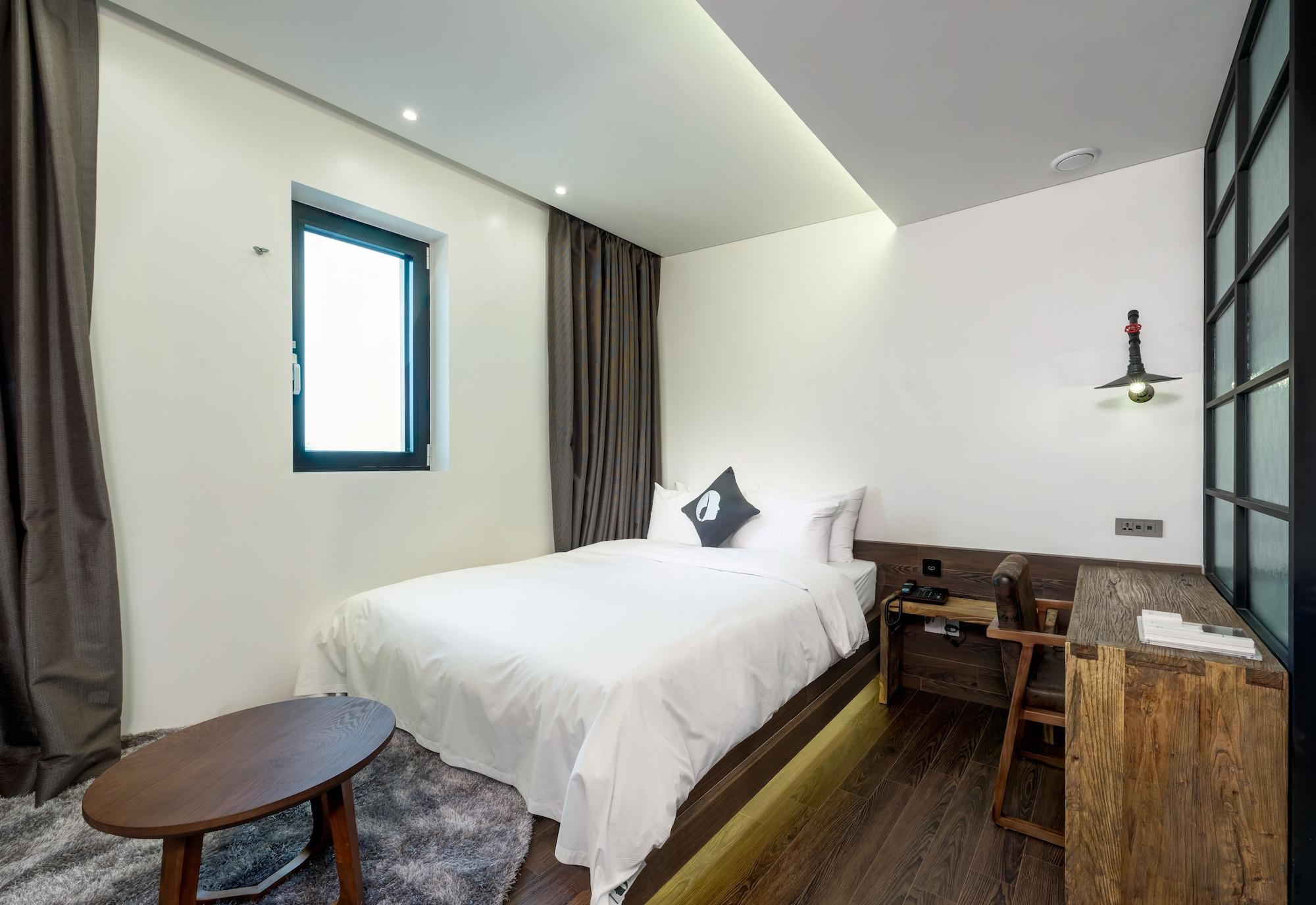 Hotel The Designers Kondae 3*