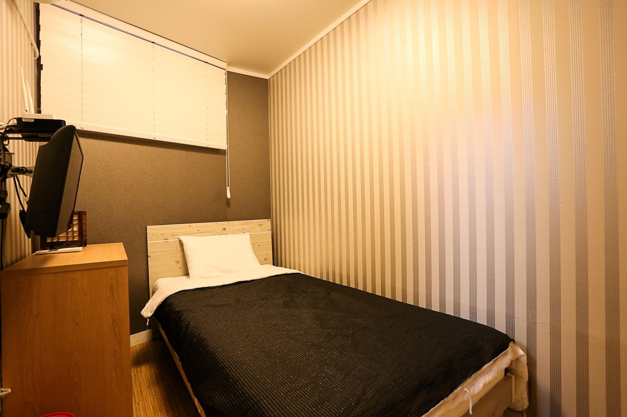 Mama Hotel