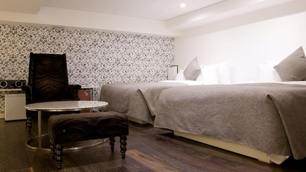 Sr Sadang Hotel 3*