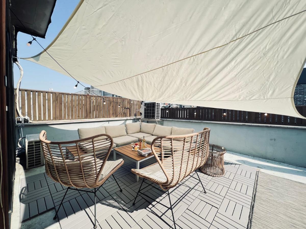 Dada Hongdae Guest house *