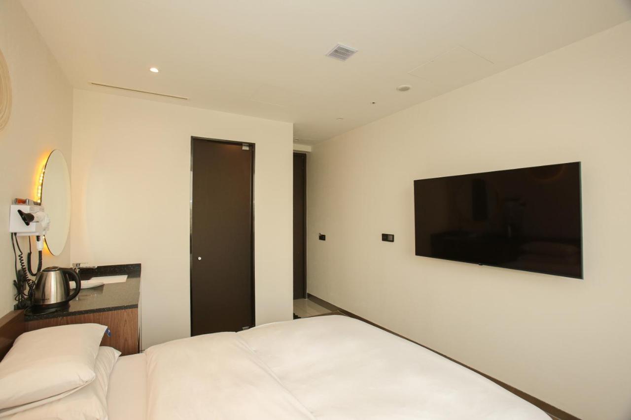 Hotel The Designers Hongdae Seoul