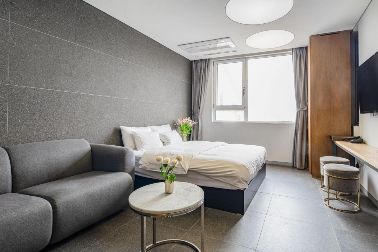 The Designers Hongdae Hotel 2*