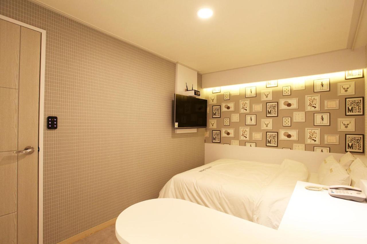 Shine Motel 2*