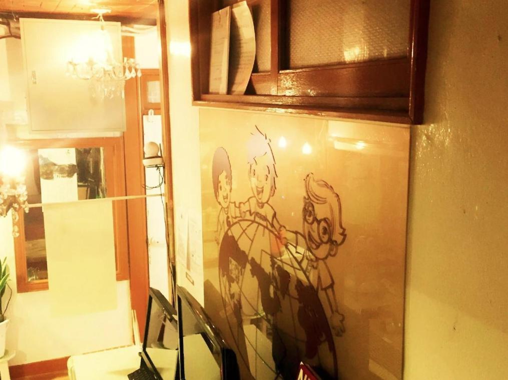 Mom Guest house 2*