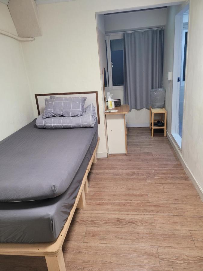Hostel Able Hongdae *