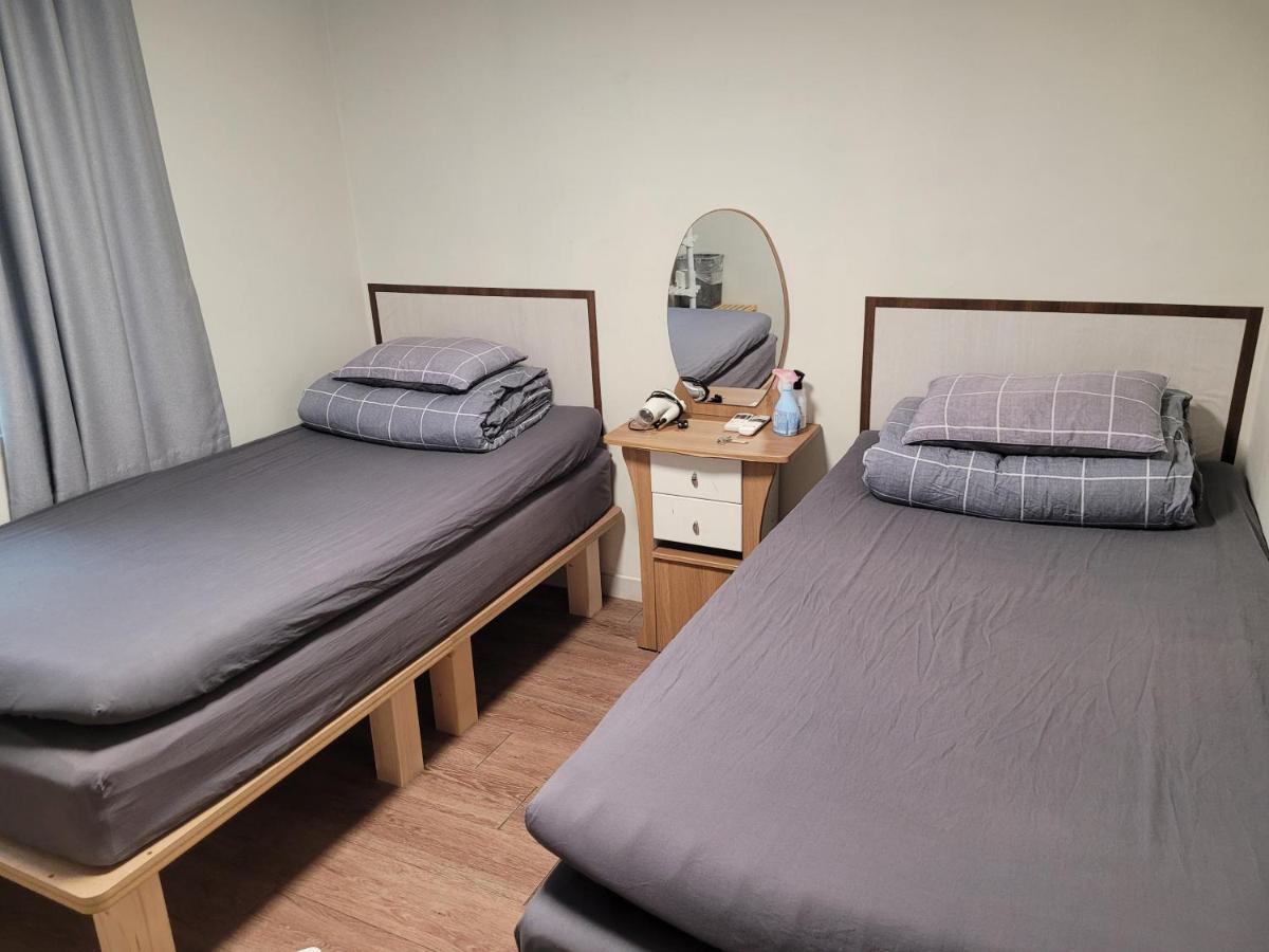 Able Hongdae Hostel *