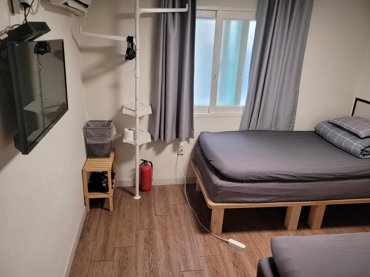 Able Hongdae Hostel
