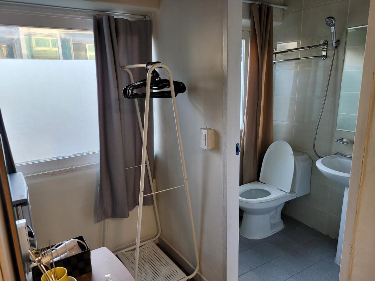 Hostel Able Hongdae *
