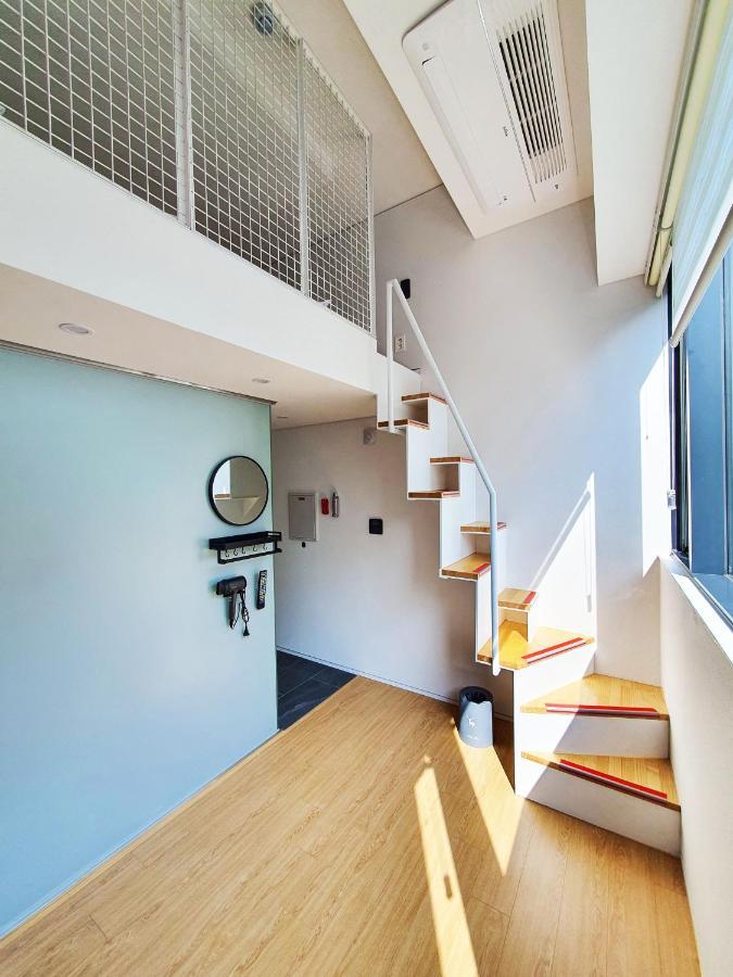 Yolo Guest house