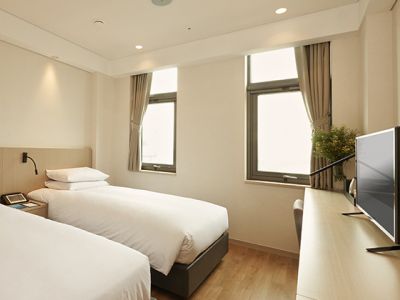 Hotel Mayplace 4*