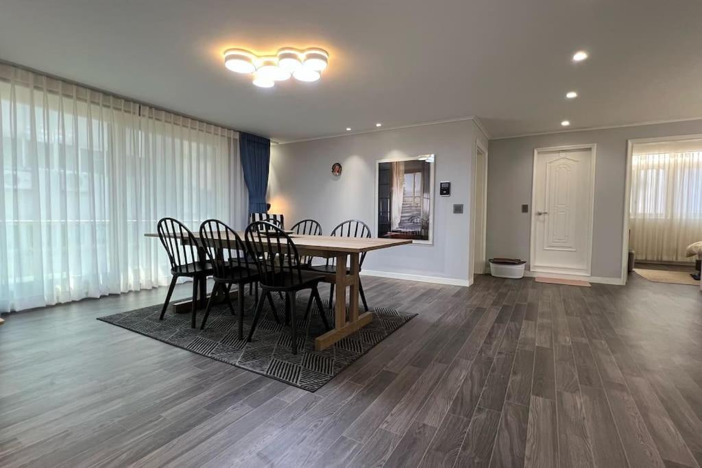 Apartment Hongdae 3bedroom #13 Seoul