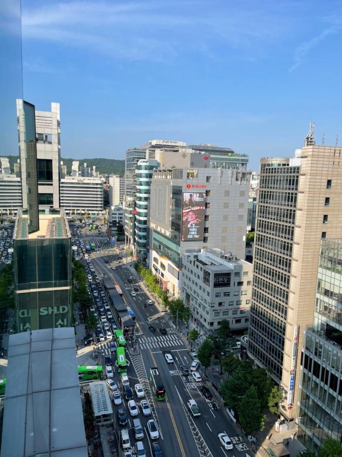 Apartment Hongdae Residence-2 1min From Hongik Uni Station Exit #1