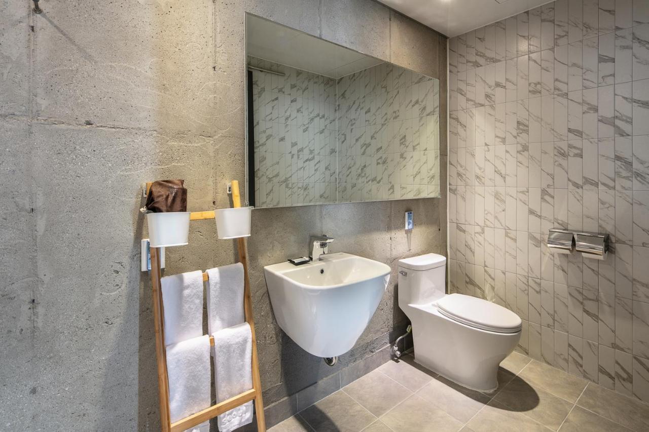 Lacozi , 3* Seoul