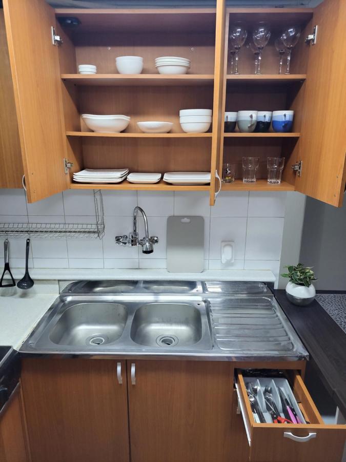 Villa Newly Renovated Spacious 2 Bedroom Unit In Hbc #1 *