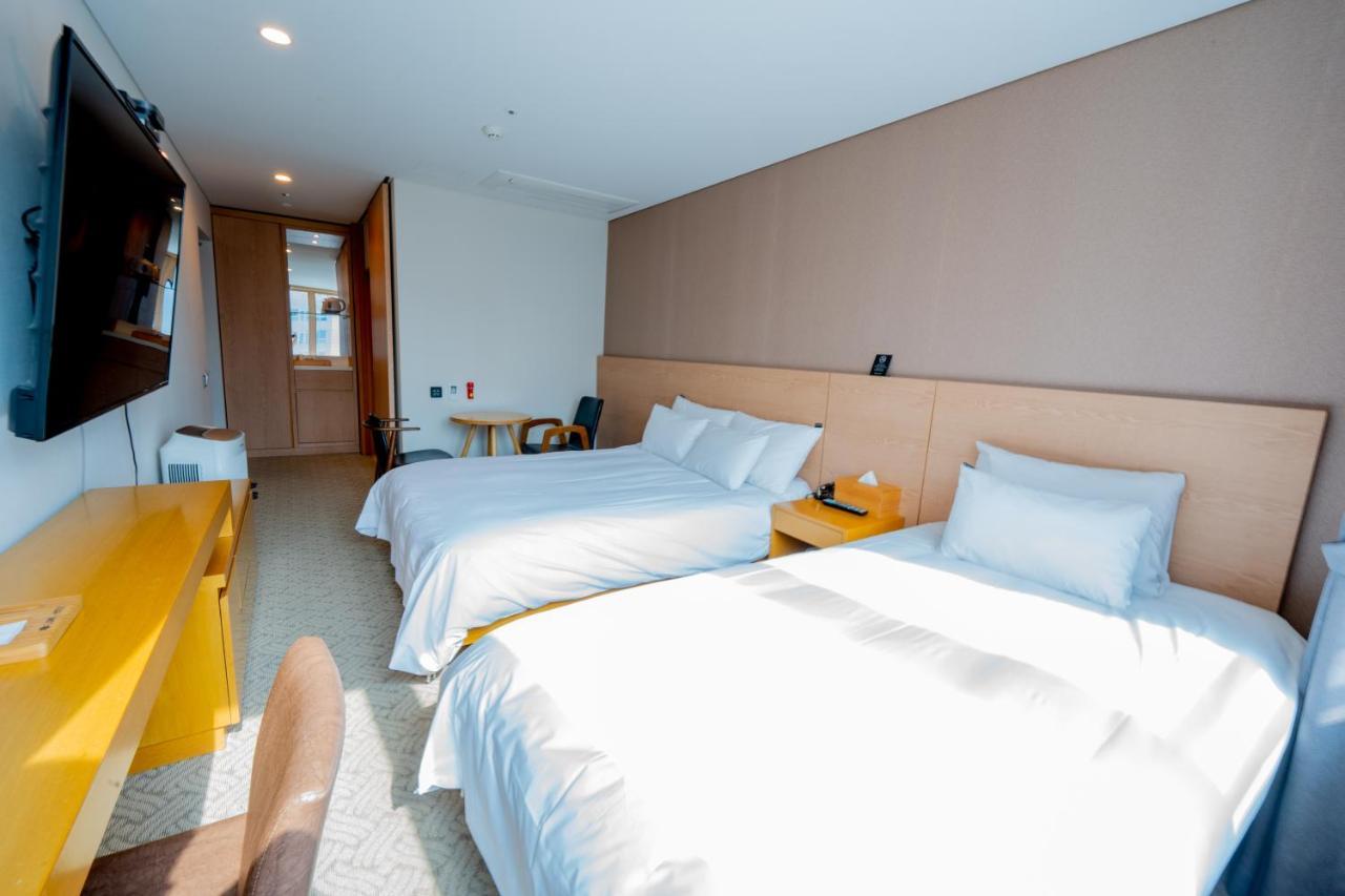 Jongno Lumia Tourist Hotel 3*