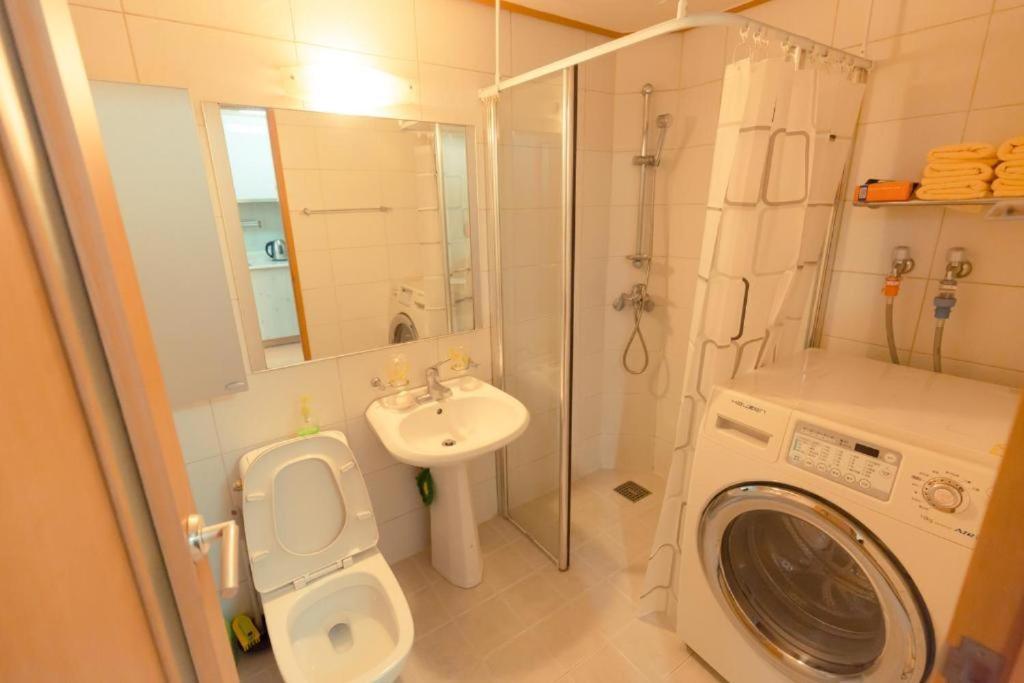 Apartment Jsm Hongdae *