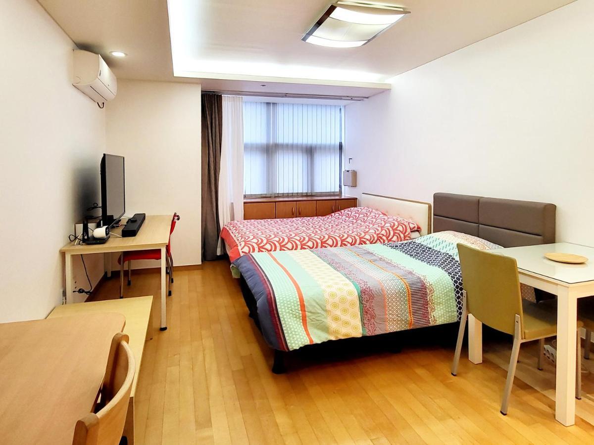 Khan Apartment