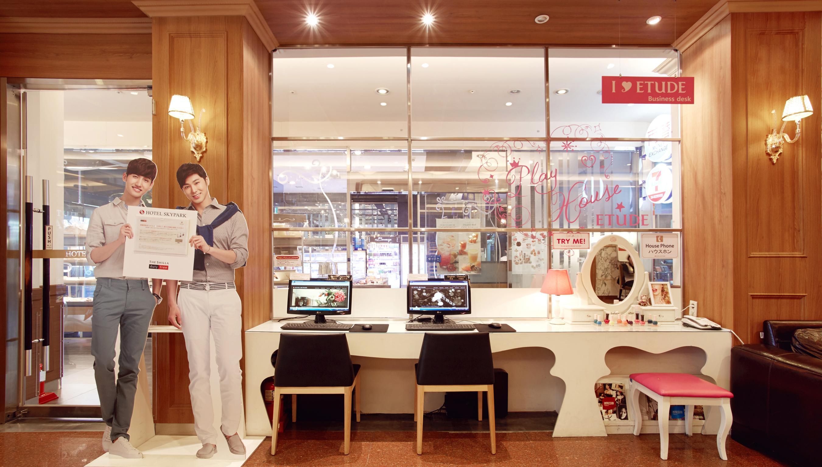 Skypark Myeongdong 3 Hotel