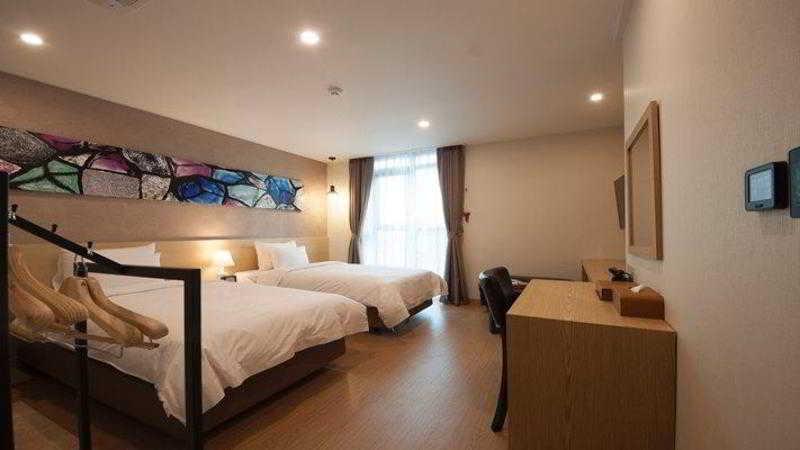 Nafore Hotel 3*